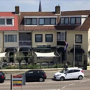 Anna Zandvoort